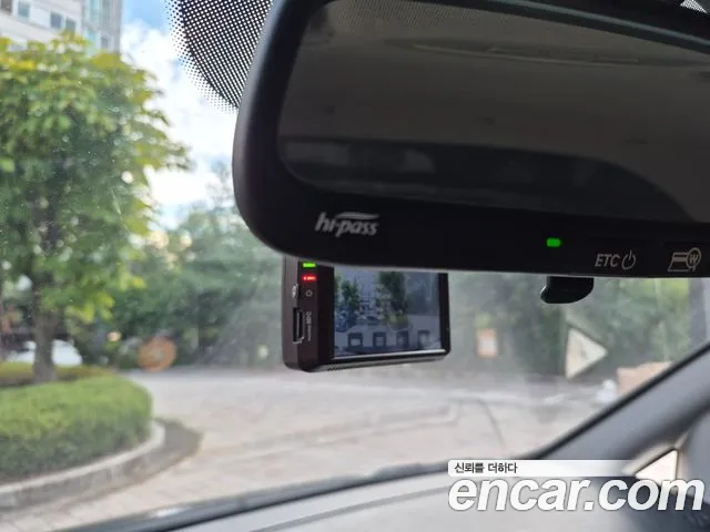 Hyundai Staria 2019 thumb 10