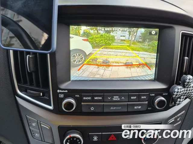 Hyundai Staria 2019 thumb 9