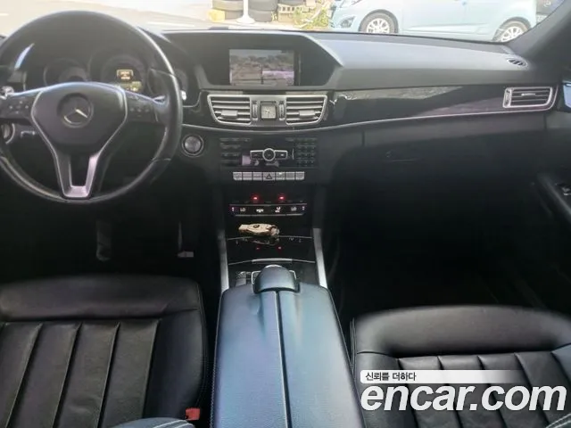 Mercedes-Benz E-Класс 2014 thumb 10