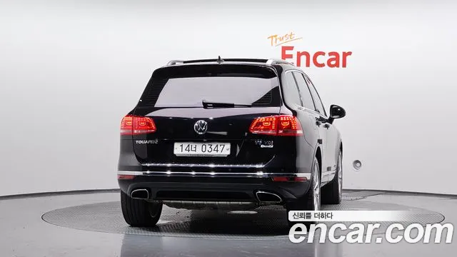 Volkswagen Touareg 2016 thumb 4