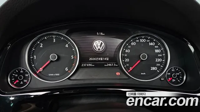 Volkswagen Touareg 2016 thumb 8
