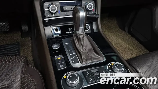 Volkswagen Touareg 2016 thumb 9