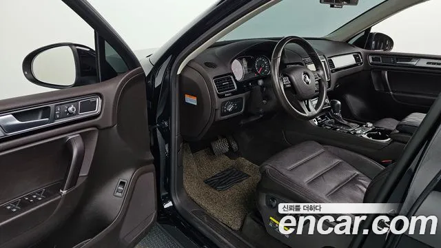 Volkswagen Touareg 2016 thumb 10