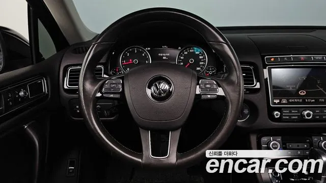 Volkswagen Touareg 2016 thumb 12