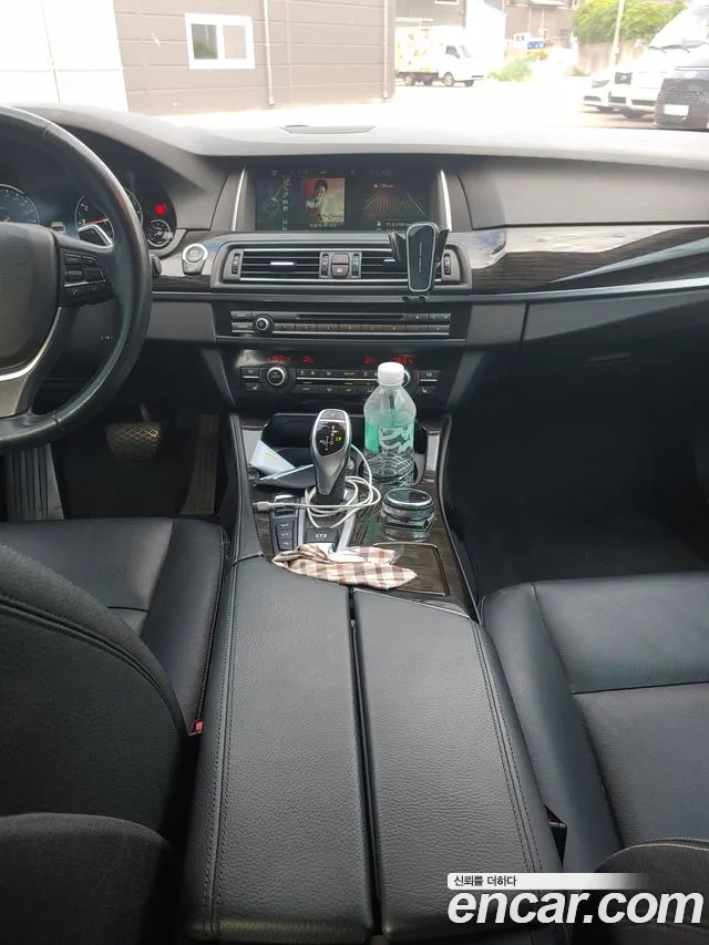 BMW 5 серии 2014 thumb 9