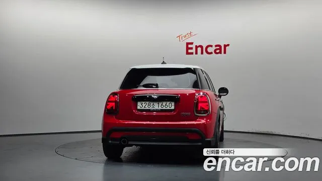 Mini Hatch 2022 thumb 4