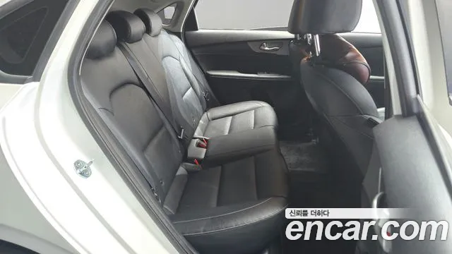 Kia K3 2020 thumb 11