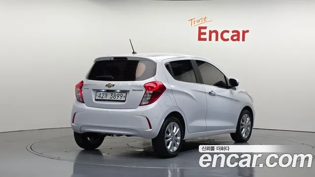 Chevrolet Spark 2019 thumb 2