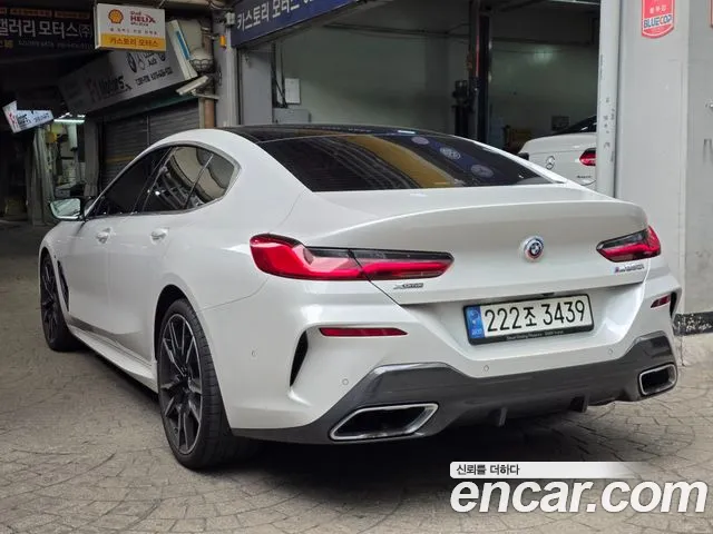 BMW 8 серии 2022 thumb 5
