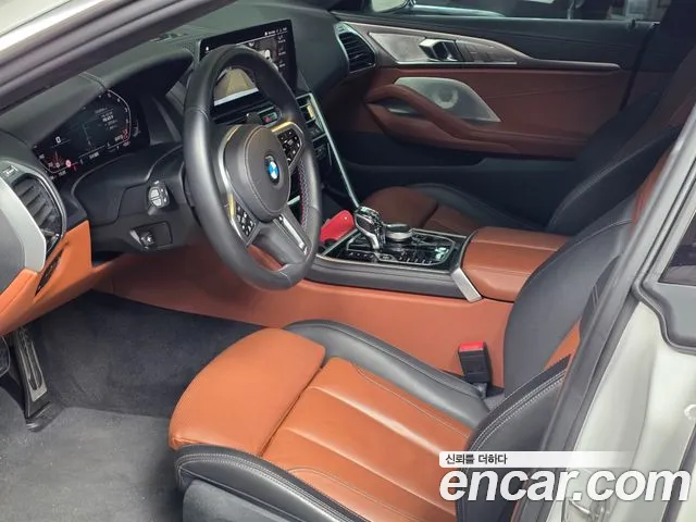 BMW 8 серии 2022 thumb 8