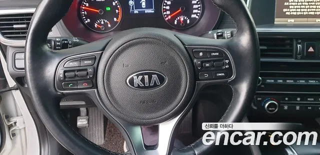 Kia K5 2016 thumb 6