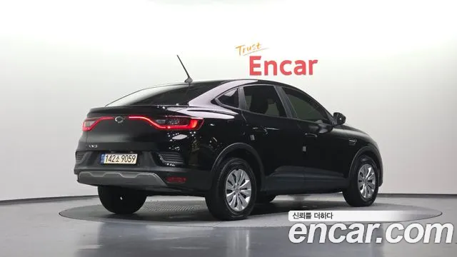 Renault Arkana 2022 thumb 2