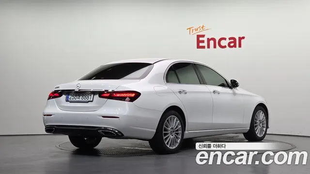 Mercedes-Benz E-Класс 2021 thumb 2