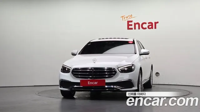 Mercedes-Benz E-Класс 2021 thumb 3