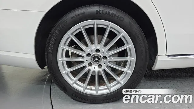 Mercedes-Benz E-Класс 2021 thumb 5