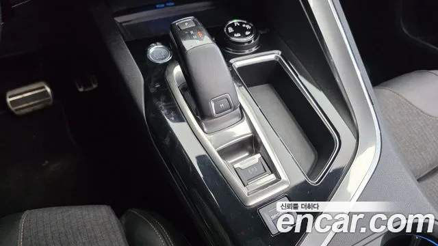 Peugeot 3008 2019 thumb 9