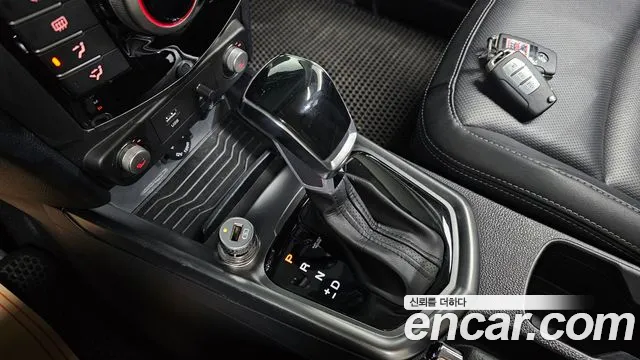 KG_Mobility_Ssangyong TIBOLI 2018 thumb 9