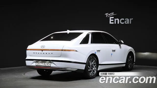 Hyundai Grandeur 2023 thumb 2