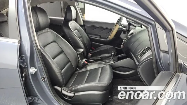 Kia K3 2013 thumb 11