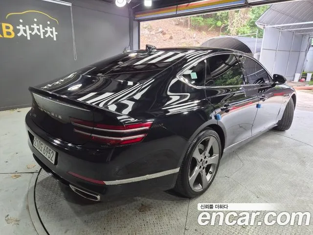 Genesis G80 2022 thumb 3