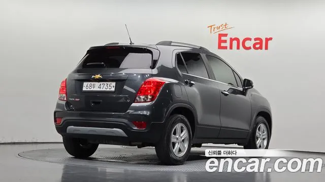 Chevrolet Tracker 2017 thumb 2