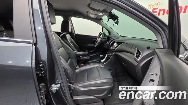 Chevrolet Tracker 2017 thumb 10