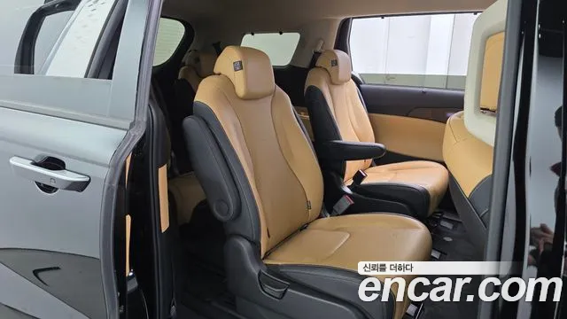 Kia Carnival 2022 thumb 11