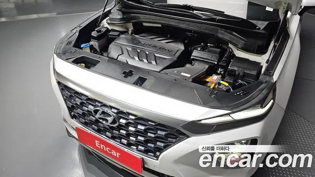 Hyundai Santa Fe 2018 thumb 6