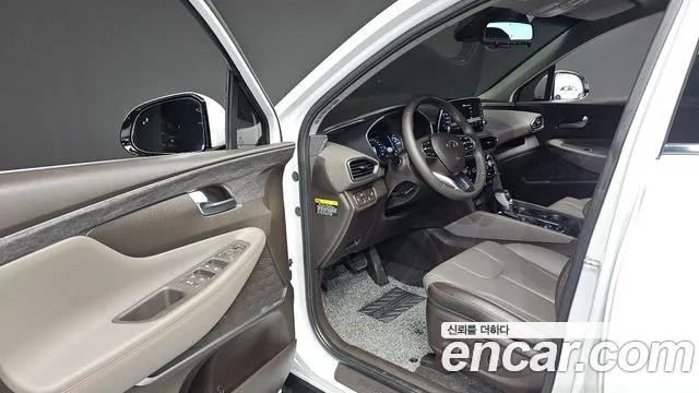Hyundai Santa Fe 2018 thumb 10