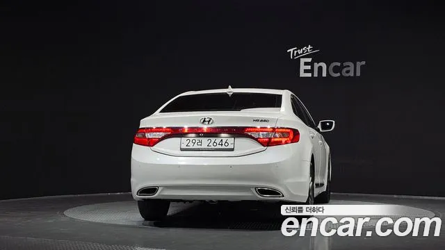 Hyundai Grandeur 2012 thumb 4