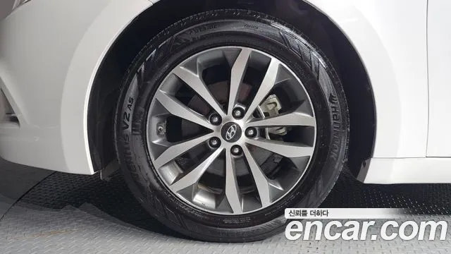 Hyundai Grandeur 2012 thumb 5