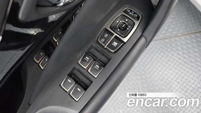 Hyundai Grandeur 2012 thumb 12