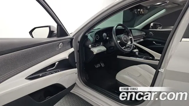 Hyundai Avante 2022 thumb 10