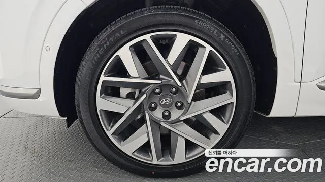 Hyundai Santa Fe 2023 thumb 5