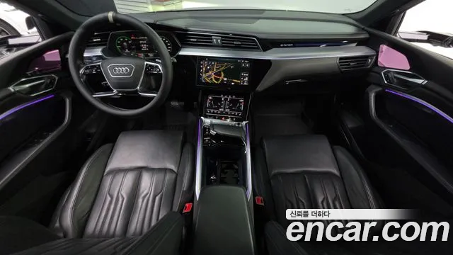 Audi e-tron 2020 thumb 7