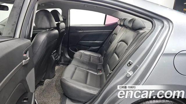 Hyundai Avante 2015 thumb 11