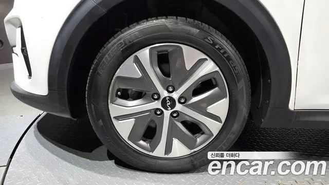 Kia Niro 2022 thumb 5
