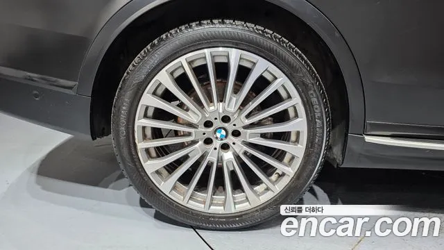 BMW X7 2020 thumb 5