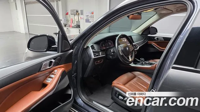 BMW X7 2020 thumb 10