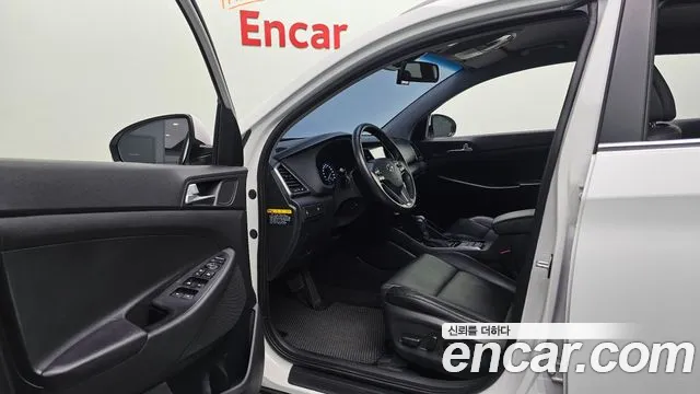 Hyundai Tucson 2017 thumb 10