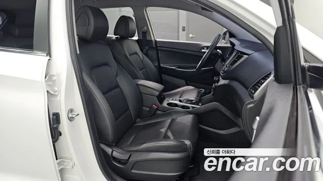 Hyundai Tucson 2017 thumb 12