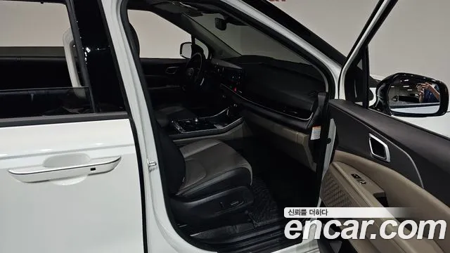Kia Carnival 2024 thumb 10
