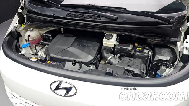 Hyundai Staria 2022 thumb 6
