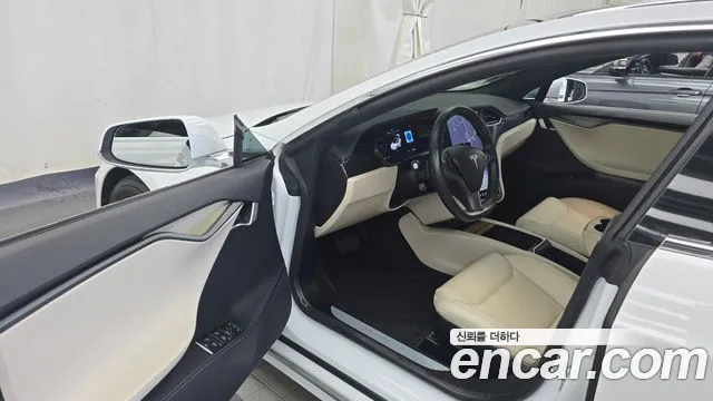 Tesla Model S 2020 thumb 10