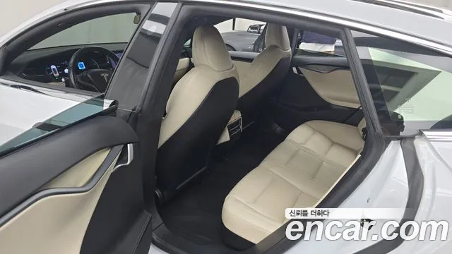 Tesla Model S 2020 thumb 12