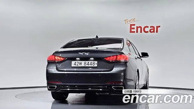 Genesis G80 2019 thumb 4