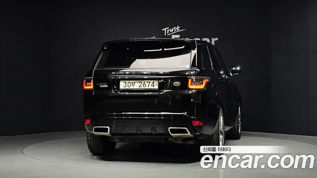 Land Rover Range Rover Sport 2018 thumb 4