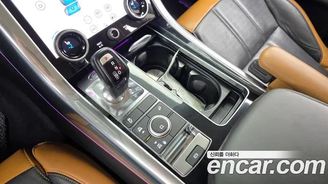 Land Rover Range Rover Sport 2018 thumb 9