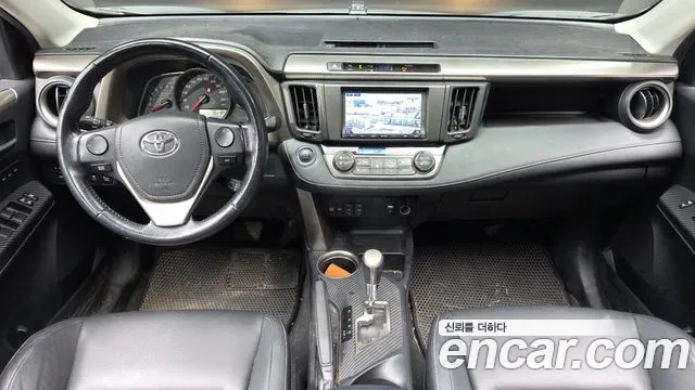 Toyota RAV4 2015 thumb 7