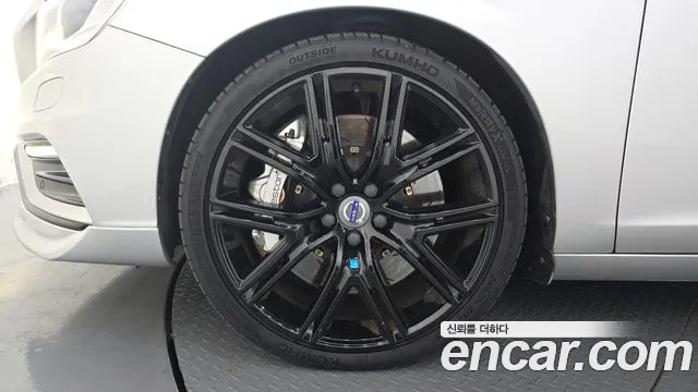Volvo S60 2017 thumb 5